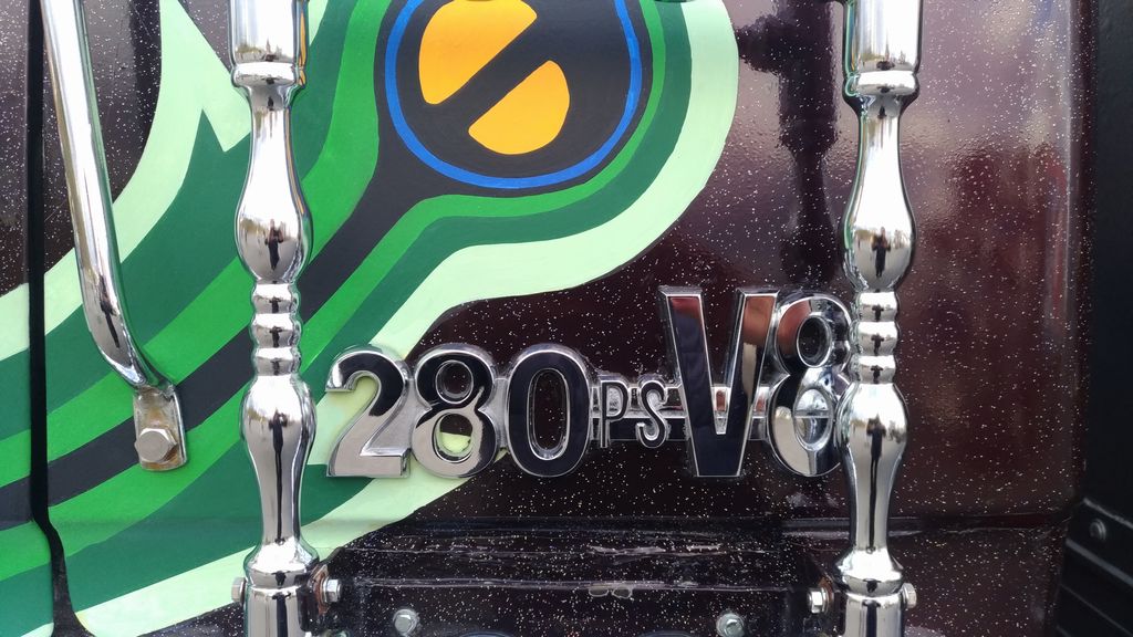 280 PS V8